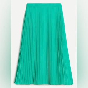 J crew pleated green midi skirt. Like new